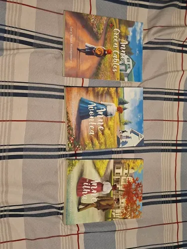 Livros "anne with a e"