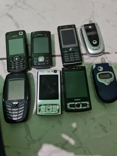 Lote de celular antigo 1v300.2 nokia n95 mo.v600.1s k790 1nokia6600.1n n70 1nokia n80