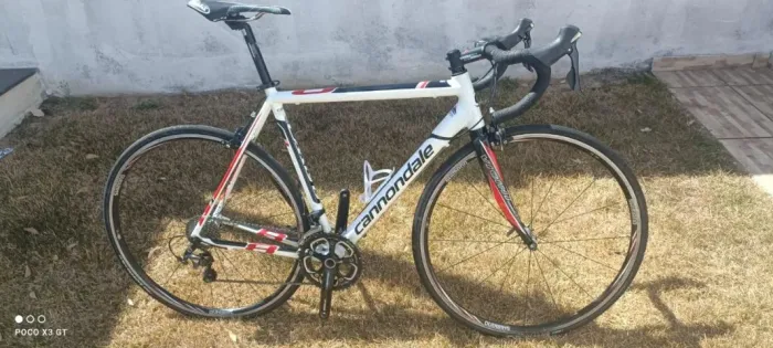 Bicicleta Speed Cannondale Caad 8 Bike