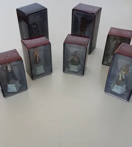 COLEÇÃO XADREZ STAR WARS