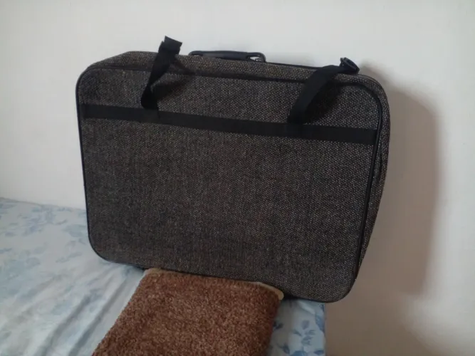 MALA PARA VIAGEM EM BOM ESTADO ACEITO PROPOSTA ZAP CLAUDEMIR *