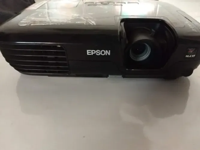 Projetor Epson Powerlite S10+ 110v/240v + Tela Projeção 80, envio Brasil