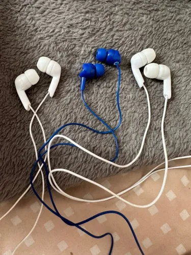 3 fones de ouvido in-ear com fio (1 metro)