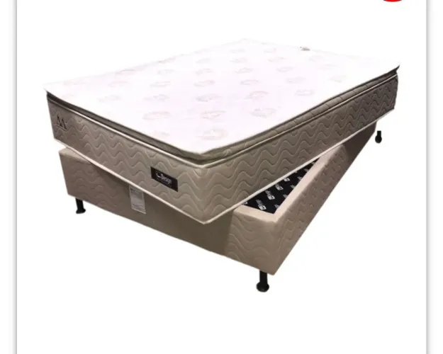 CAMA COM MOLAS ENSACADAS