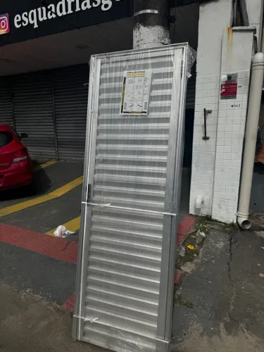 Portas de alumínio veneziana 60CM , 70cm ou 80CM - Queima de Estoque!