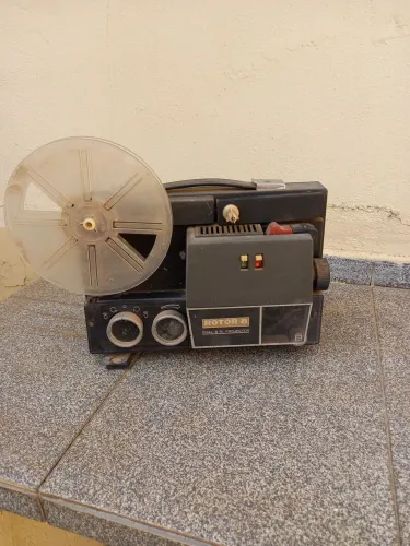 Projetor de Filme 8mm Rotor-8