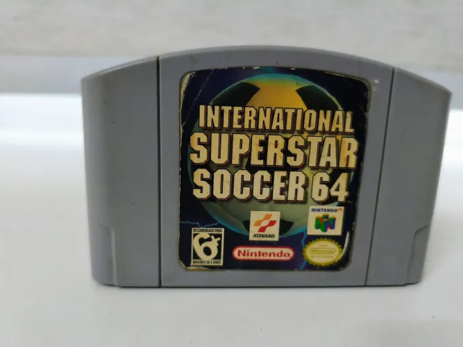 Internacional superstar soccer Nintendo 64 