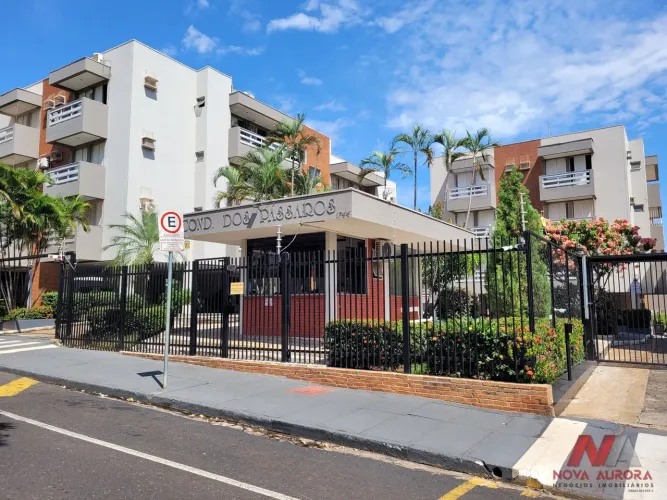 Condomínio dos Pássaros - Apartamento 03 dormitórios com suíte à venda no condomínio dos P