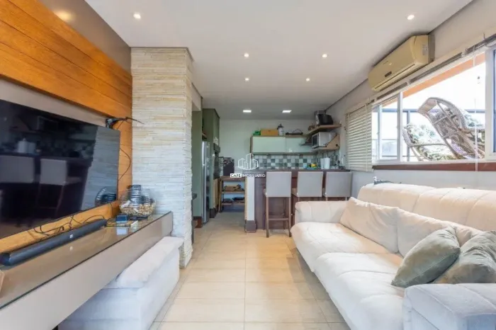 Cobertura com 2 Dorm no bairro Passo da Areia