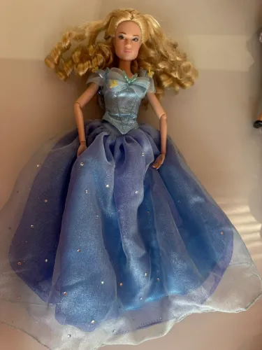 Boneca Cinderella Live Action Disney Store 