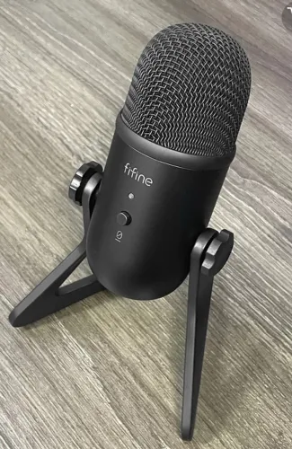 Microfone fifine K678 (usado)