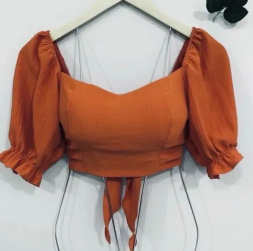 cropped novo crepe duna com bojo e manga bufante - tamanho m marrom