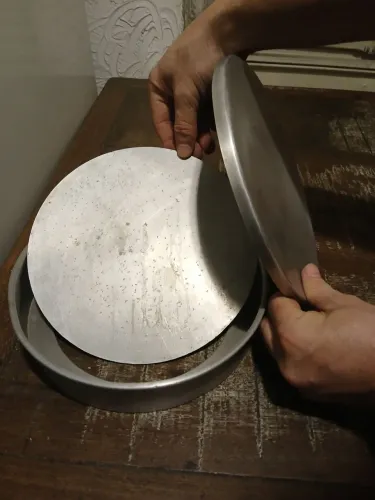 Forma fundo falso aluminio 22x5cm com tampa empilhável disponível em quantidade