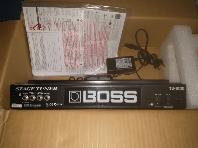 Afinador de palco Boss TU-1000