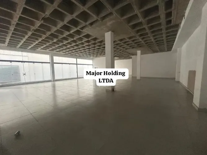 Edifício Comercial com subsolo + 3 Andares - Centro/BH
