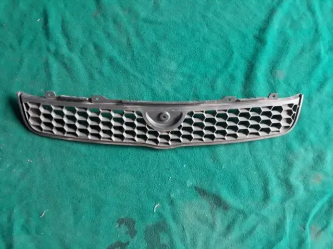 Grade Dianteira Do Radiador Fiat Grand Siena/strada 2013/16 original usado