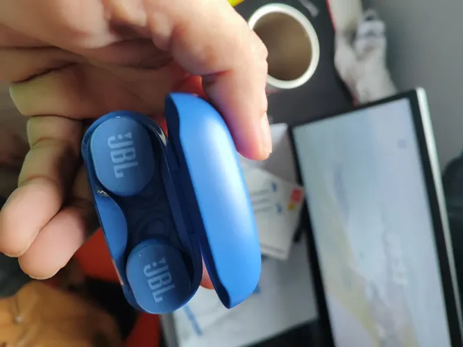 Fones de ouvido JBL sem fio