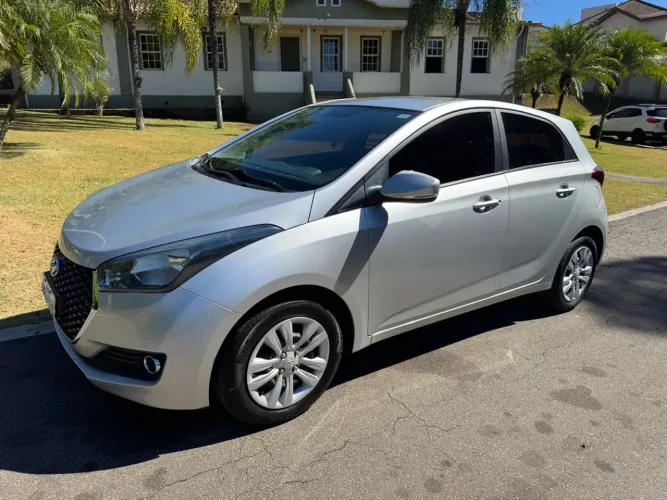 Hyundai HB20 automático 2019 motor 1.6