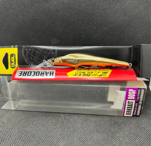 Isca Artificial Duel Hardcore Jerkbait 90SP - Nova