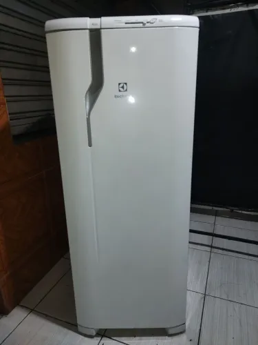 Geladeira Eletrolux RE 31 
