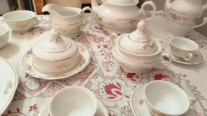 Conjunto de chá e café porcelana Schmidt anos 70