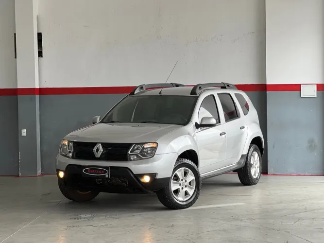 Renault Duster 1.6 manual 2016 - 111 mil KM