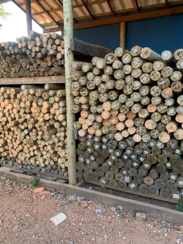 Madeira para Construção - Colunas e Pilares. Eucalipto tratado roliço confira bitolas