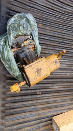 Caranguejo D6 trator