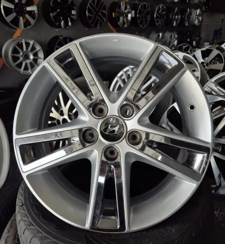 Jogo de rodas i30 aro 17 5x114 sem soldas