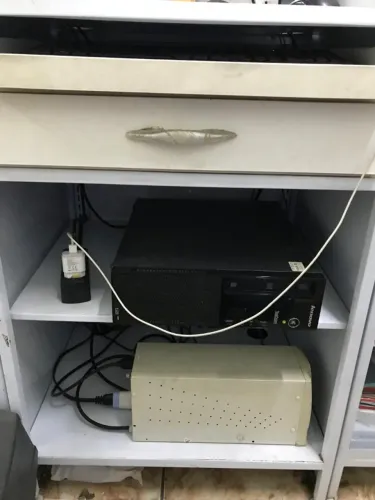 Balcão para computador 