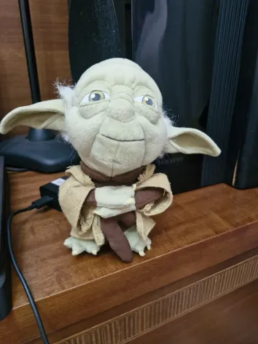 Pelúcia Yoda Star Wars - 17cm