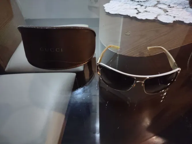 Óculos de sol original da marca Gucci