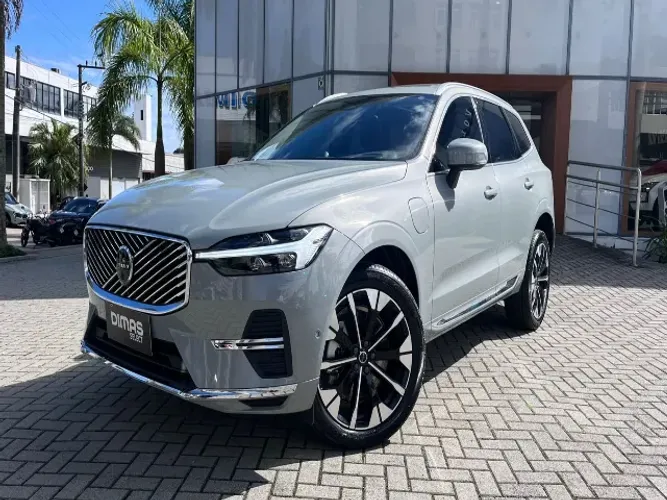 Volvo XC-60 T-8 Ultra 2.0 AWD (híbrido) 2026