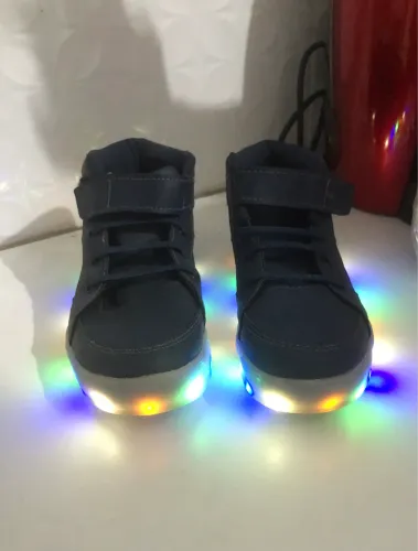 Botinha infantil Led Dinossauro TAM 34