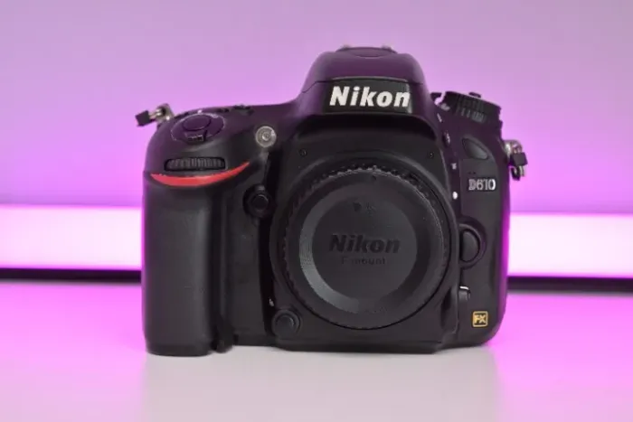 Câmera DSLR Nikon D610 Full Frame 100K Clics