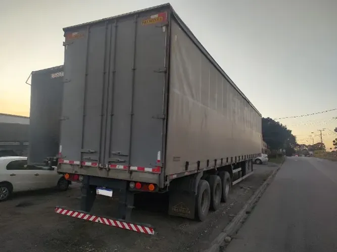 Carreta SIDER semi-reboque 3eixos, 30 palets, com pneus bons 2019