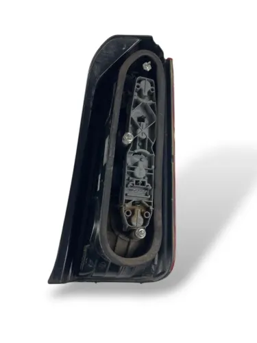 Lanterna traseira esquerda fiat Idea 2006 a 2011