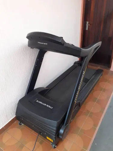 Esteira Movement Rt250 G2