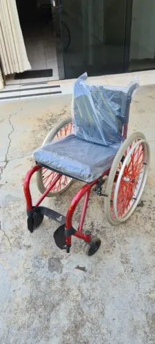 Cadeira de Rodas Smart Design Dobravel  Vermelho Metálico 