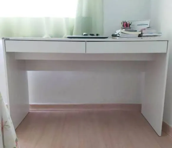 Escrivaninha Branca com2 Gavetas - Design Moderno