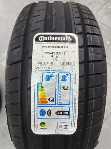 Pneu 225/45ZR17 Continental ExtremeContact DW 225/45 ZR17