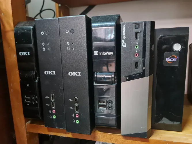 Pcs diversos completos com monitor 18" + mouse teclado e monitor a partir de 599 reais 