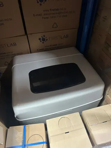 SUCATA Analisador Bioquímica Sinnowa SX 300