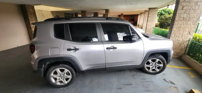 Jeep Renegade Sport T270 1.3 TB 4X2 Flex Aut. 2023