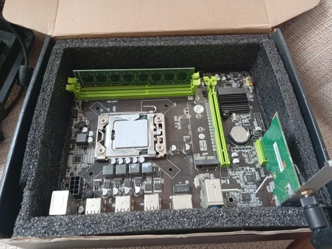 Xeon 2430 + placa mãe + cooler + memória ram