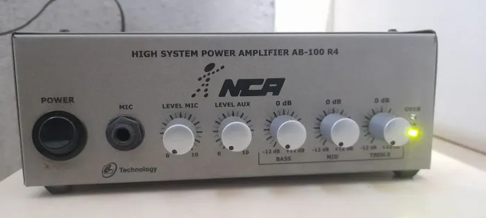 Amplificador NCA AB-100 R4