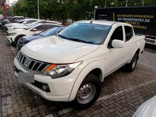 Mitsubishi L200 Triton Sport GLS 2.4 CD Diesel Aut. 2025