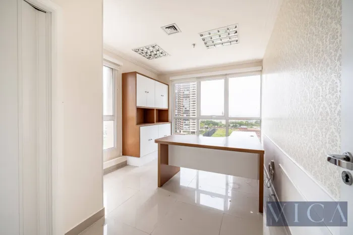 Sala mobiliada 63m² para venda ou aluguel por R$ 6.700,01- Alphaville/SP