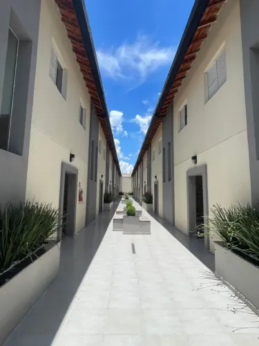 Casa em Condomínio com 2 Dormitórios no Santa Maria - Osasco.