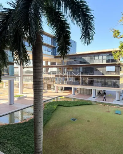 Sala Comercial no Georgina Business com vista MARAVILHOSA!